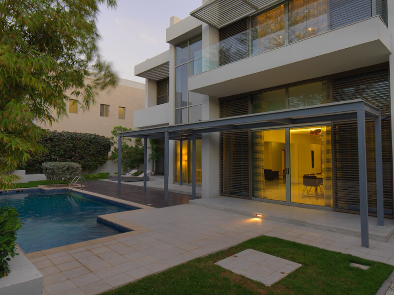 contemporary-villas-pool.jpg
